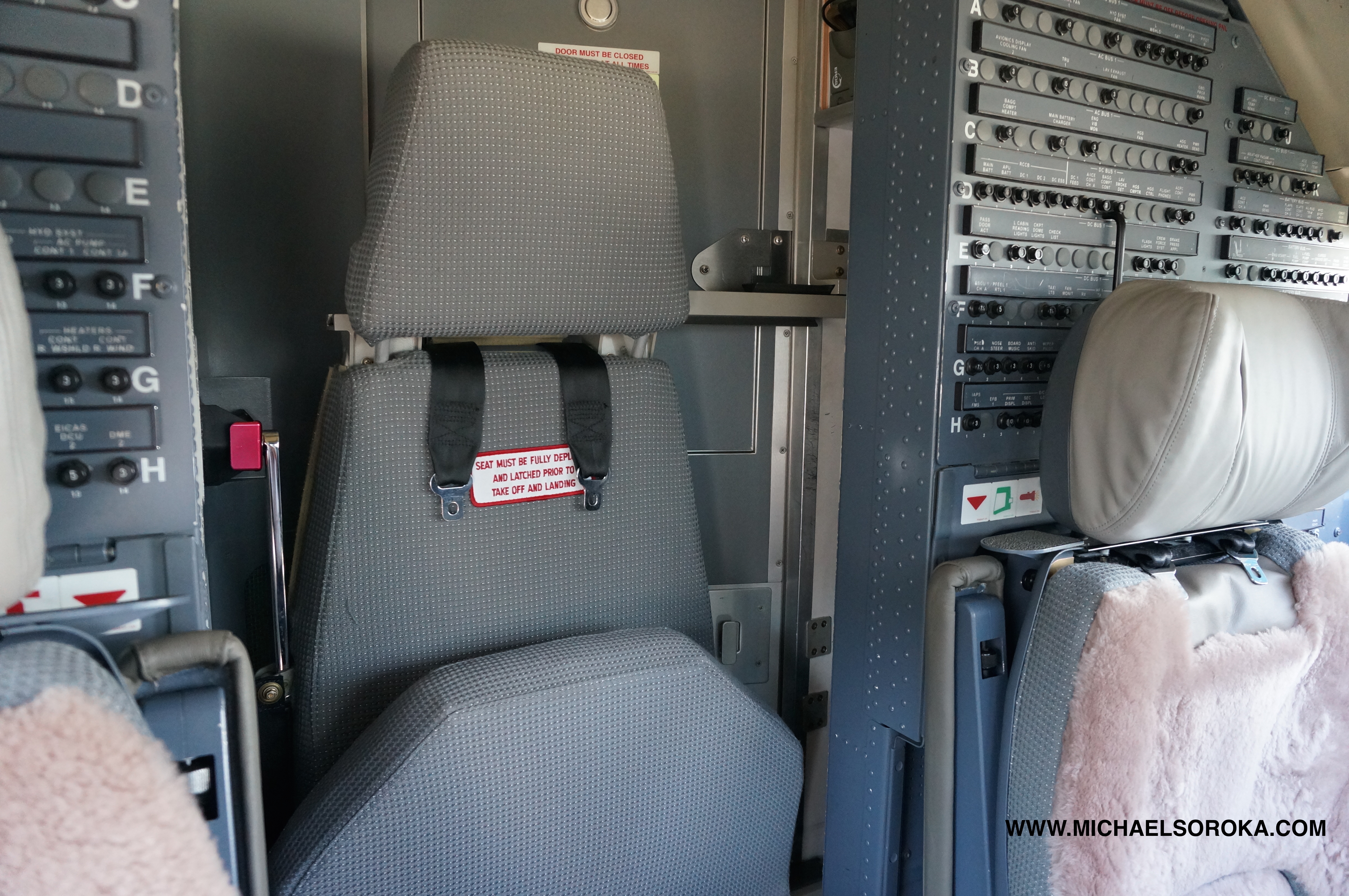 Jump Seat Etiquette in the Boeing 737 